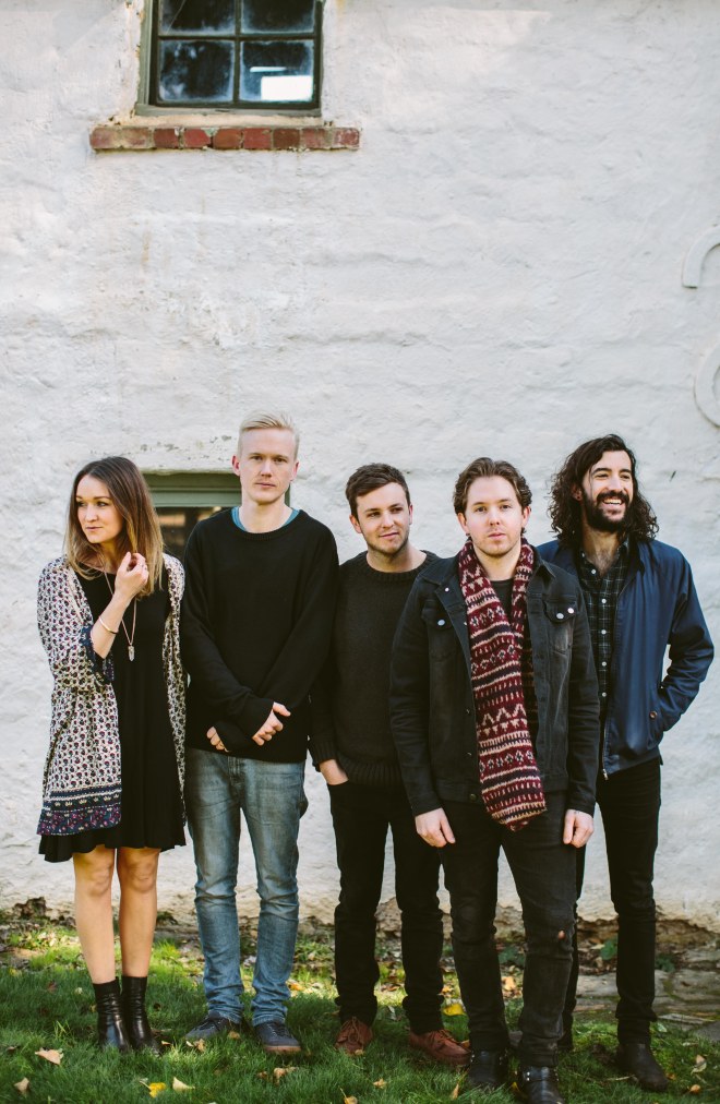 The Paper Kites cottage close up vert