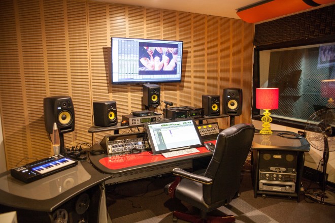 Collarts studio copy